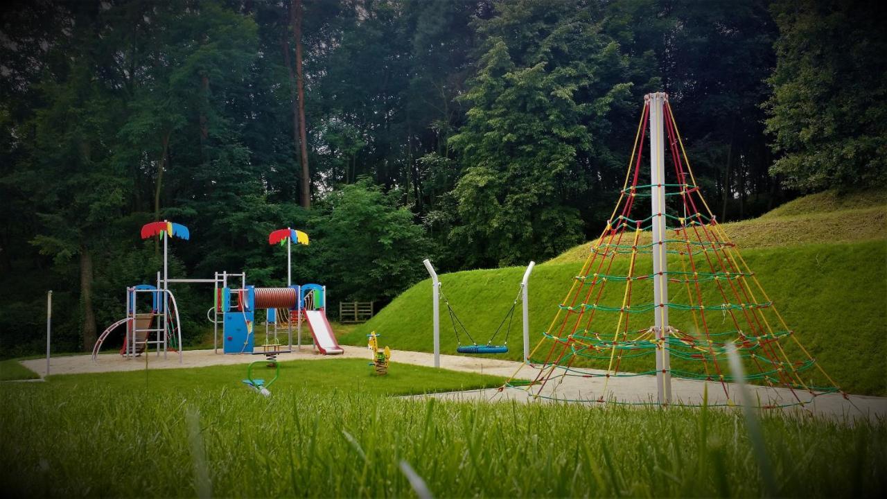 Wielspin Puszczykowo Exteriér fotografie